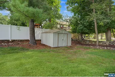 5 Holyoke Drive, Oakland, NJ 07436 - Photo 34