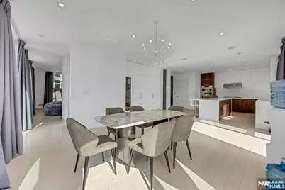 757 Undercliff Avenue A #A, Edgewater, NJ 07020 - Photo 16