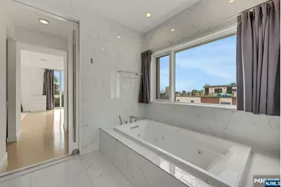757 Undercliff Avenue A #A, Edgewater, NJ 07020 - Photo 36