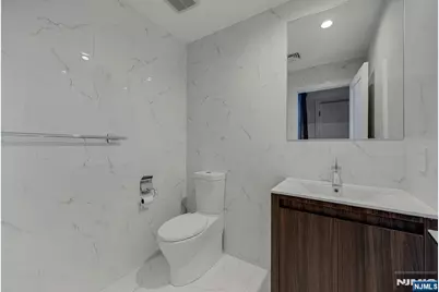 757 Undercliff Avenue A #A, Edgewater, NJ 07020 - Photo 40