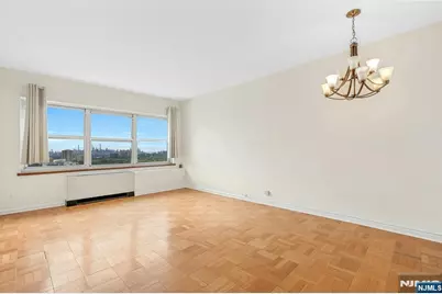 2000 Linwood Avenue 23N #23N, Fort Lee, NJ 07024 - Photo 6