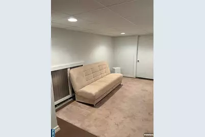 160 Rock Road, Hawthorne, NJ 07506 - Photo 20