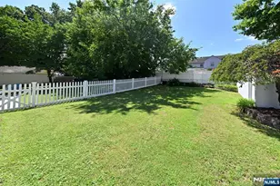 160 Rock Rd, Hawthorne, NJ 07506 - Photo 24