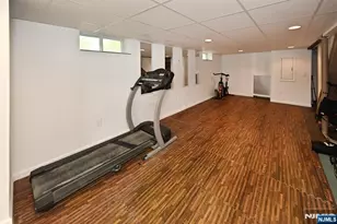 160 Rock Rd, Hawthorne, NJ 07506 - Photo 18