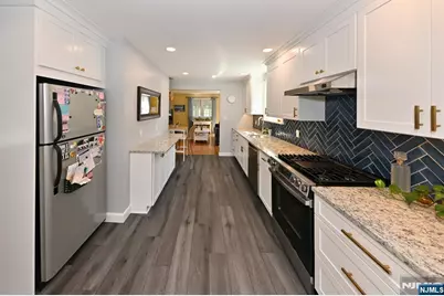 160 Rock Road, Hawthorne, NJ 07506 - Photo 10