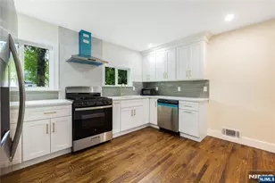 253 Intervale Rd, Teaneck Township, NJ 07666 - Photo 10