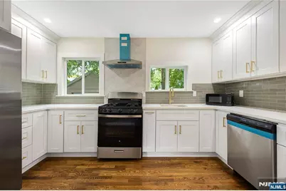 253 Intervale Road, Teaneck Township, NJ 07666 - Photo 8