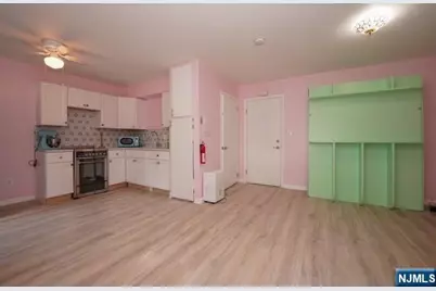 15 Forest Street C0011 #C0011, Montclair, NJ 07042 - Photo 2