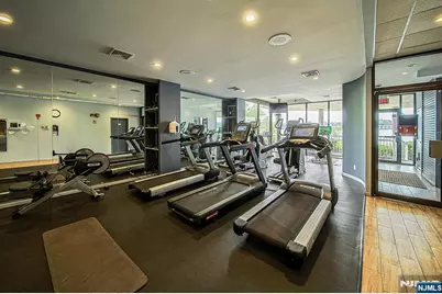 1077 River Road 413 #413, Edgewater, NJ 07020 - Photo 20