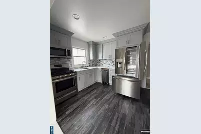 60 Hazelton Street, Ridgefield Park, NJ 07660 - Photo 14