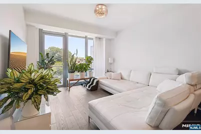 320 Adolphus Avenue 410 #410, Cliffside Park, NJ 07010 - Photo 1