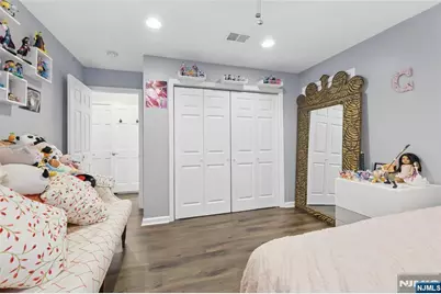 238 Monroe Avenue, Paramus, NJ 07652 - Photo 14