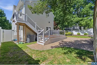 81 Hudson Avenue, Ridgefield Park, NJ 07660 - Photo 34