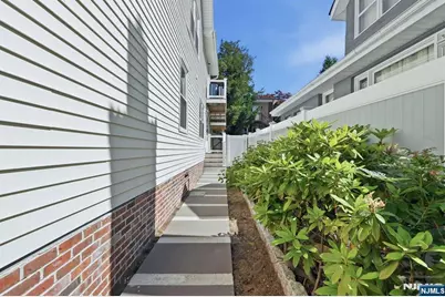 81 Hudson Avenue, Ridgefield Park, NJ 07660 - Photo 30