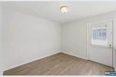 81 Hudson Avenue, Ridgefield Park, NJ 07660 - Photo 28
