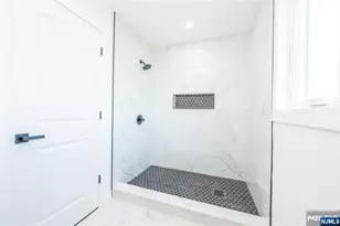 214 Alberta Dr, Saddle Brook Township, NJ 07663 - Photo 22