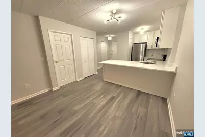 5 Linden Street 2J #2J, Hackensack, NJ 07601 - Photo 2