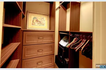 300 Gorge Road 6 #6, Cliffside Park, NJ 07010 - Photo 22