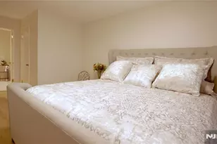 300 Gorge Road 6, Cliffside Park, NJ 07010 - Photo 16