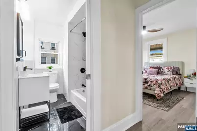 209 Michigan Avenue, Kenilworth, NJ 07033 - Photo 14
