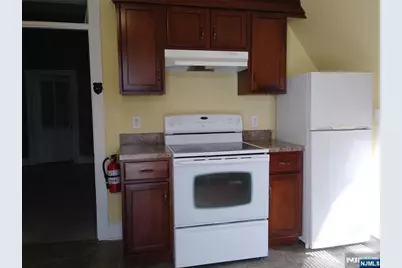 20 Goffle Road 1 #1, Midland Park, NJ 07432 - Photo 6