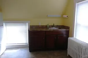 20 Goffle Road 1, Midland Park, NJ 07432 - Photo 8