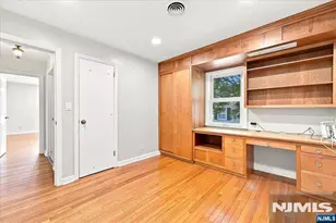 3-27 Kenneth Ave, Fair Lawn, NJ 07410 - Photo 10