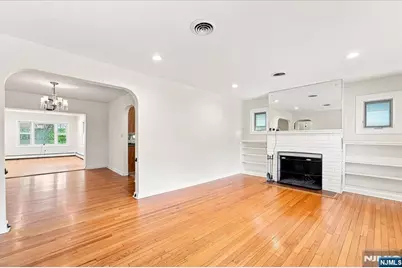 3-27 Kenneth Avenue, Fair Lawn, NJ 07410 - Photo 6