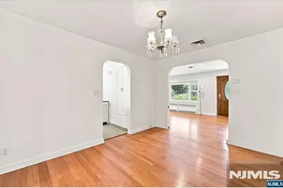 3-27 Kenneth Avenue, Fair Lawn, NJ 07410 - Photo 16