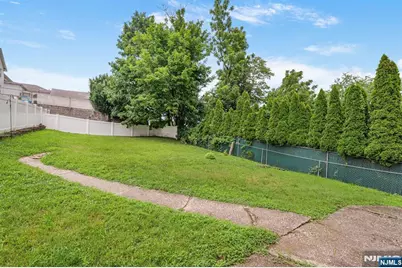 100 Hancox Avenue, Nutley, NJ 07110 - Photo 24