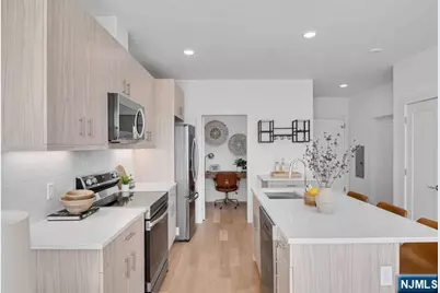 35 Jefferson Avenue 302 #302, Westwood, NJ 07675 - Photo 12