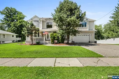 70 Farmingdale Road, Wayne, NJ 07470 - Photo 2