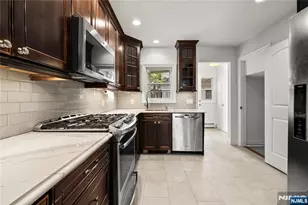 54 Chestnut Ave, Park Ridge, NJ 07656 - Photo 8