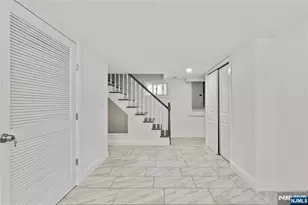 54 Chestnut Ave, Park Ridge, NJ 07656 - Photo 26
