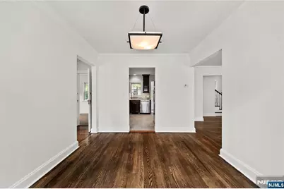 54 Chestnut Avenue, Park Ridge, NJ 07656 - Photo 6