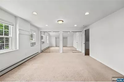 54 Chestnut Avenue, Park Ridge, NJ 07656 - Photo 20