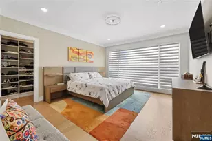 23 Lasher Ln, Edgewater, NJ 07020 - Photo 12