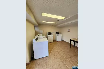 640 Franklin 2F #2F, Nutley, NJ 07110 - Photo 8