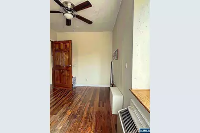 19 Lyons Avenue 203 #203, Newark, NJ 07112 - Photo 8