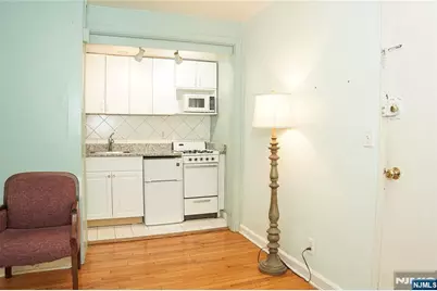 3021 Edwin Avenue 1J #1J, Fort Lee, NJ 07024 - Photo 8