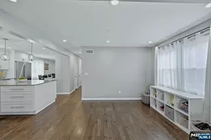 1135 Stonewall Ln, Secaucus, NJ 07094 - Photo 4