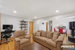 1135 Stonewall Ln, Secaucus, NJ 07094 - Photo 32