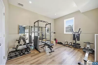 1135 Stonewall Lane, Secaucus, NJ 07094 - Photo 28