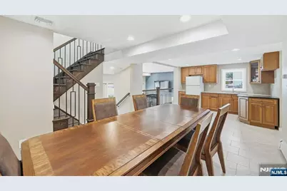 1135 Stonewall Lane, Secaucus, NJ 07094 - Photo 26