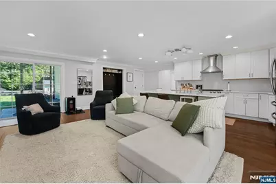 390 Prospect Street, Glen Rock, NJ 07452 - Photo 10