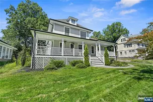 390 Prospect St, Glen Rock, NJ 07452 - Photo 1