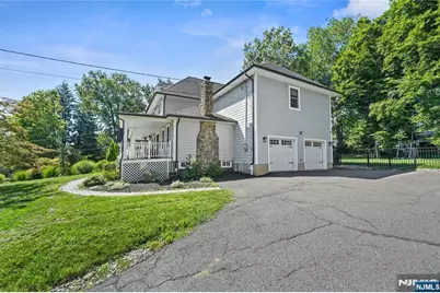 390 Prospect Street, Glen Rock, NJ 07452 - Photo 32