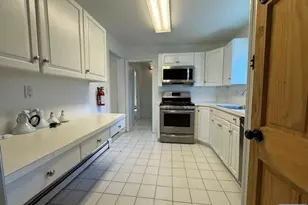 135 Cresskill Ave First Floor, Dumont, NJ 07628 - Photo 6
