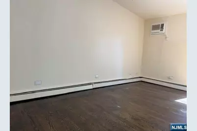 135 Cresskill Avenue First Floor #First Floor, Dumont, NJ 07628 - Photo 12