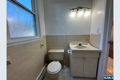 135 Cresskill Avenue First Floor #First Floor, Dumont, NJ 07628 - Photo 8